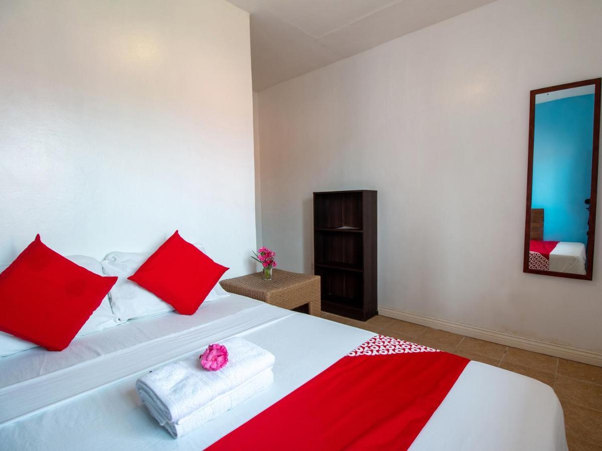 Oyo 853 Malapascua Beach And Dive Resort Экстерьер фото